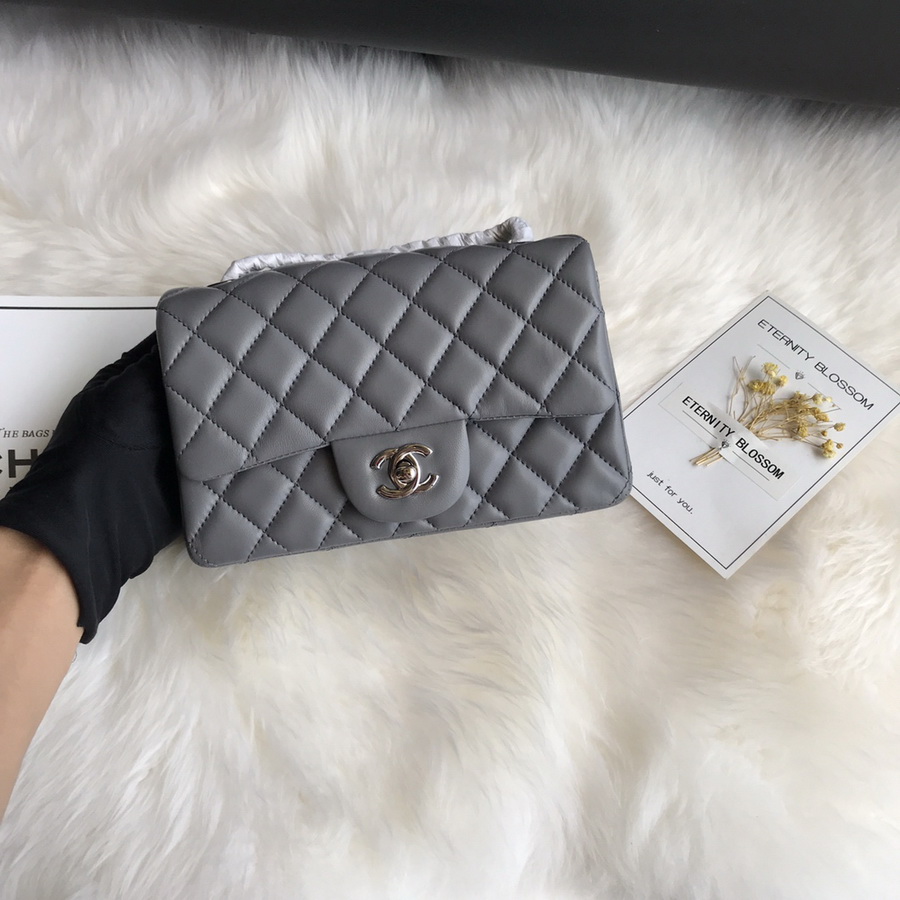 A01116, Classic Handbag, Chanel handbag, Lambskin