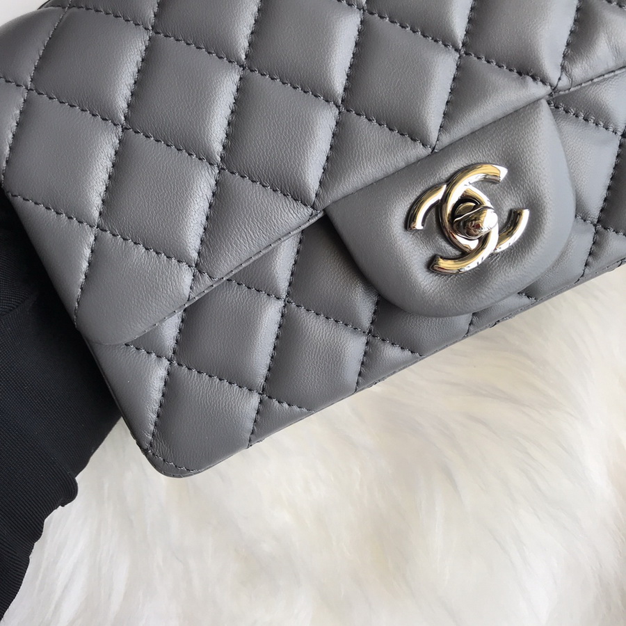 A01116, Classic Handbag, Chanel handbag, Lambskin