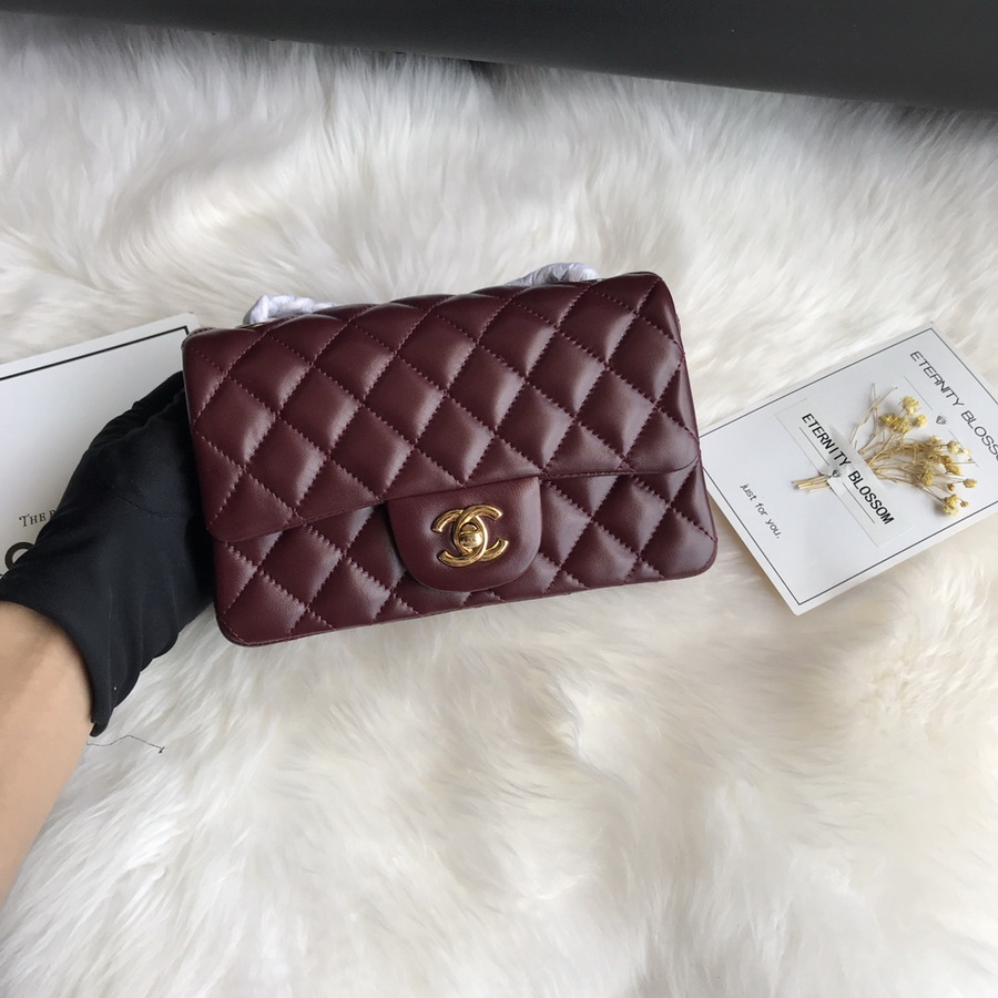A01116, Classic Handbag, Chanel handbag, Lambskin