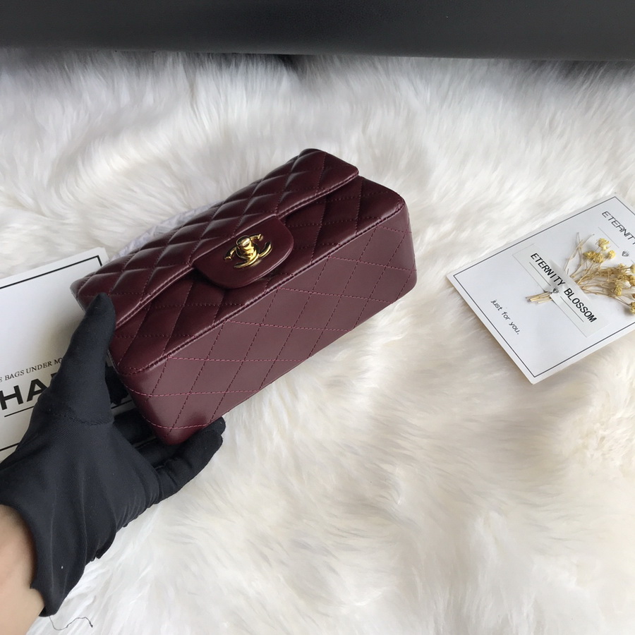 A01116, Classic Handbag, Chanel handbag, Lambskin
