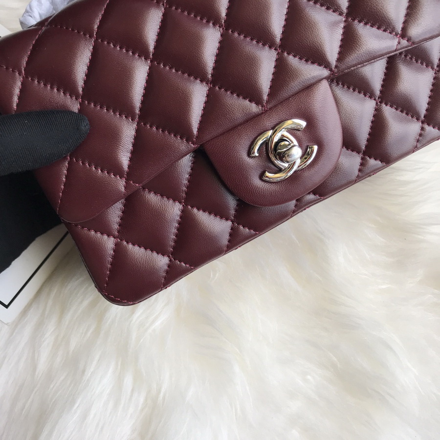 A01116, Classic Handbag, Chanel handbag, Lambskin