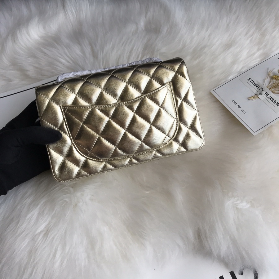 A01116, Classic Handbag, Chanel handbag, Lambskin