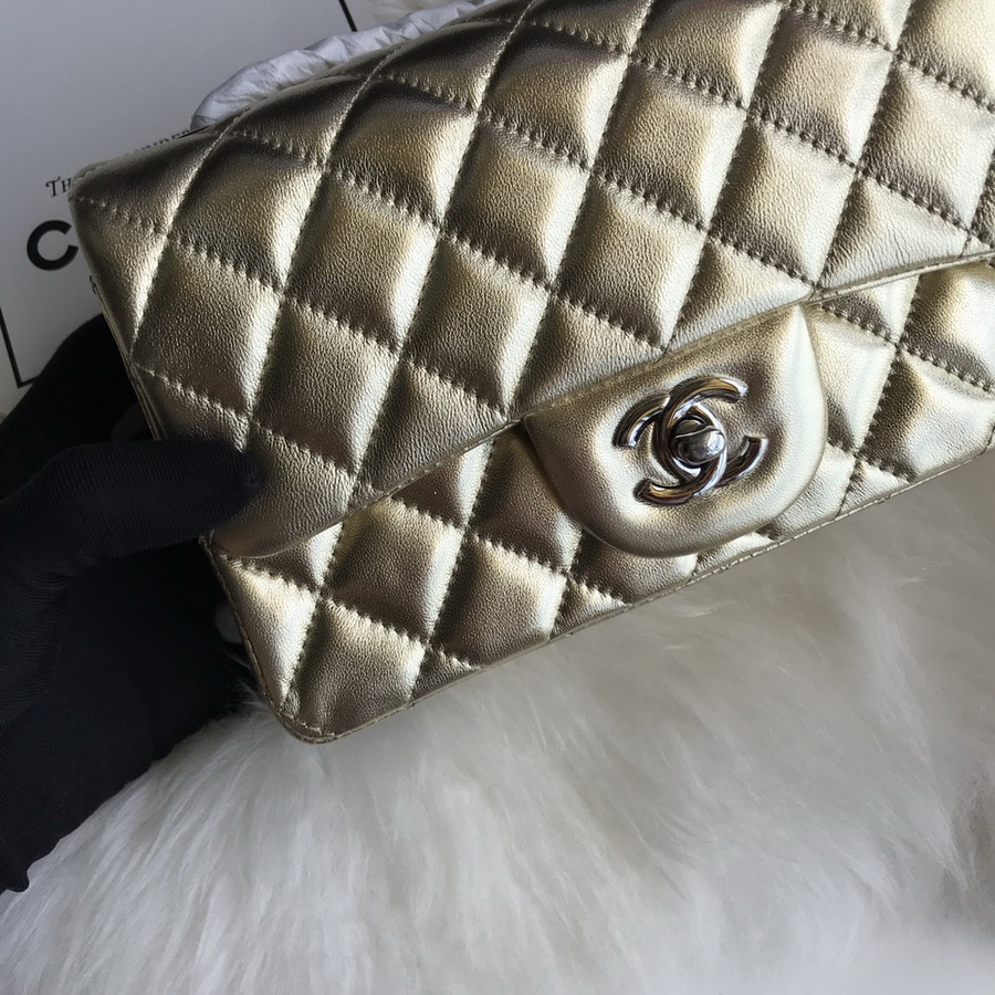 A01116, Classic Handbag, Chanel handbag, Lambskin