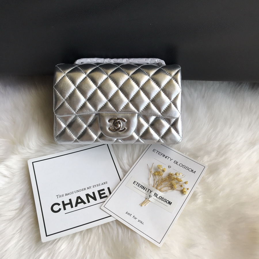 A01116, Classic Handbag, Chanel handbag, Lambskin