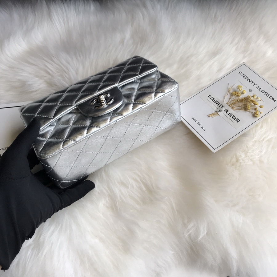 A01116, Classic Handbag, Chanel handbag, Lambskin