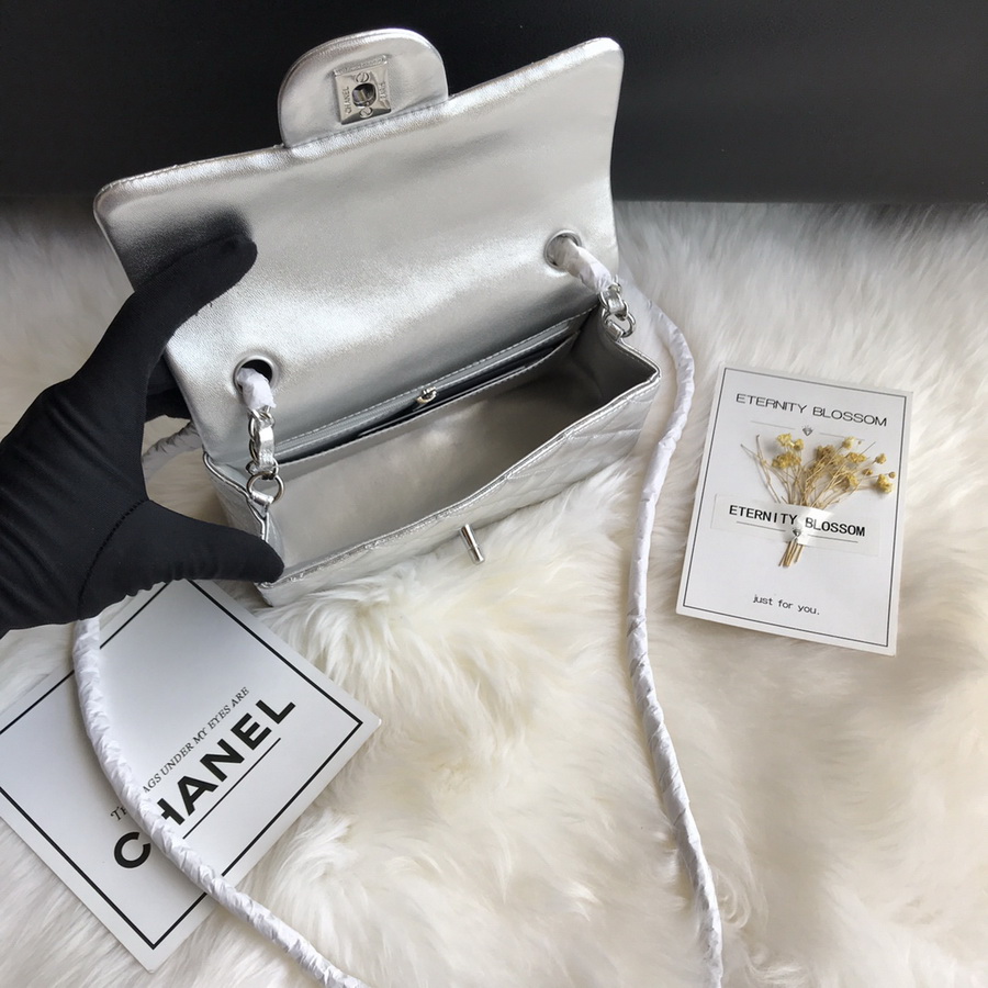 A01116, Classic Handbag, Chanel handbag, Lambskin