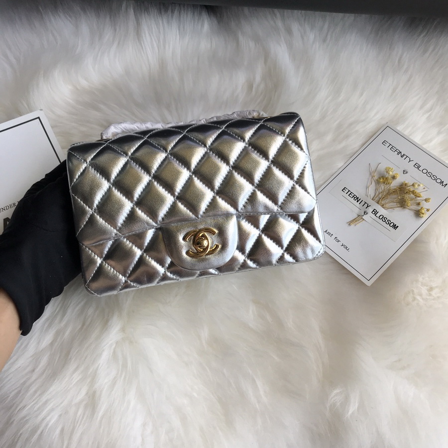 A01116, Classic Handbag, Chanel handbag, Lambskin
