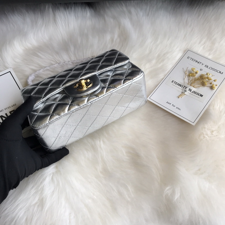 A01116, Classic Handbag, Chanel handbag, Lambskin