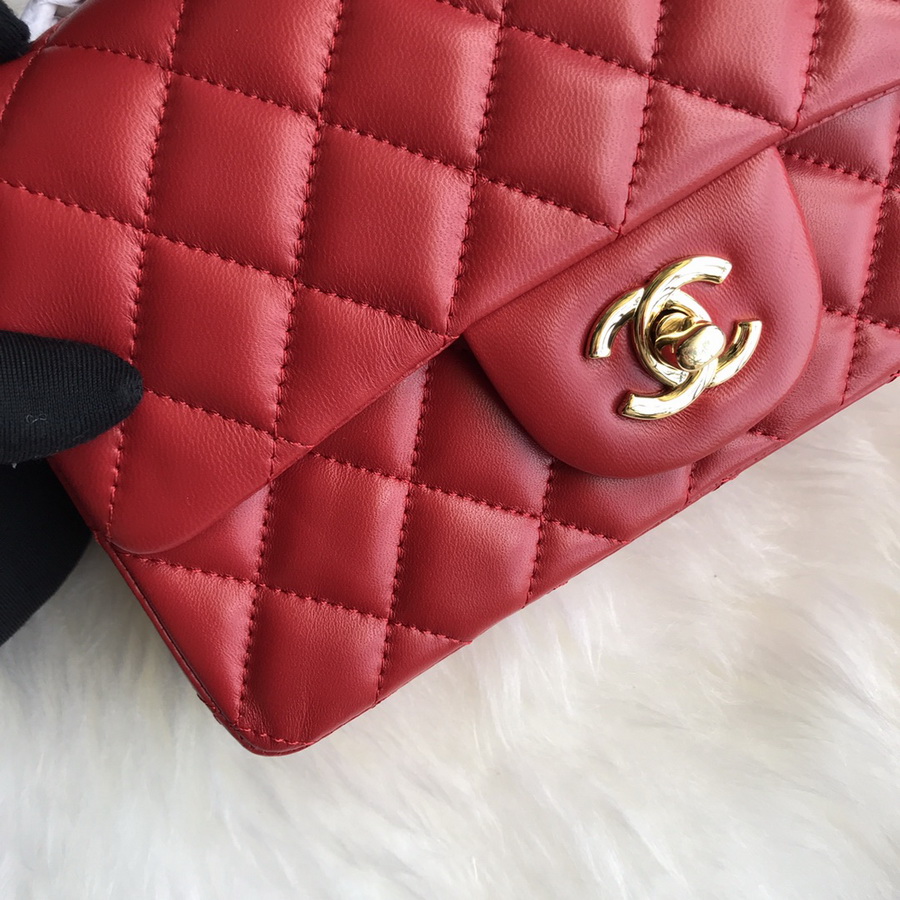 A01116, Classic Handbag, Chanel handbag, Lambskin
