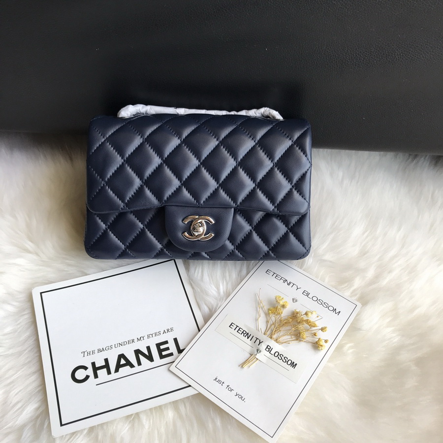 A01116, Classic Handbag, Chanel handbag, Lambskin