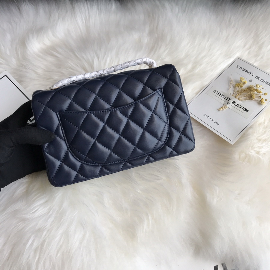A01116, Classic Handbag, Chanel handbag, Lambskin