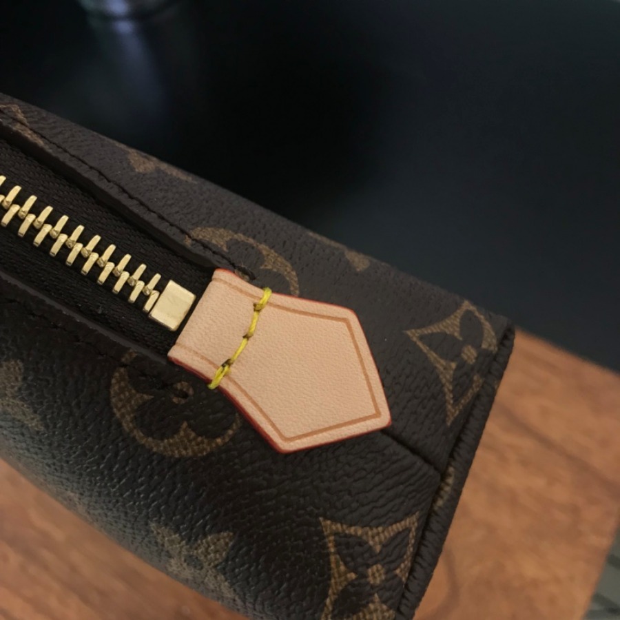  M47353, LOUIS VUITTON LV, COSMETIC POUCH GM
