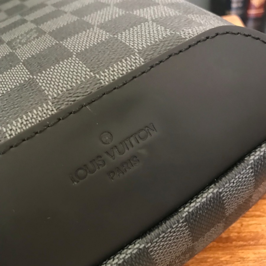  N41719, AVENUE SLING BAG, LOUIS VUITTON LV