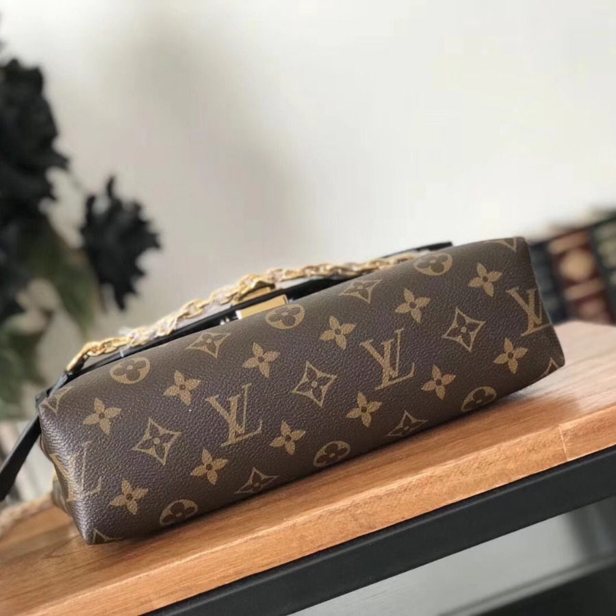 M43715, SAINT PLACIDE, Louis Vuitton LV Handbag Cross body bags