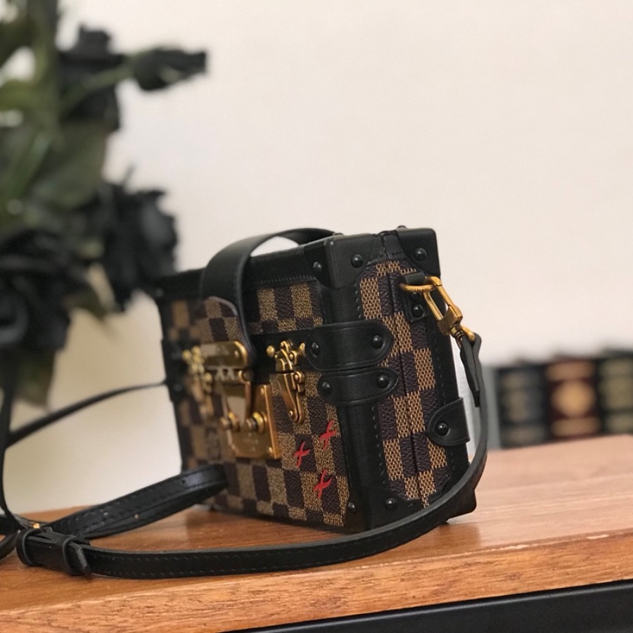 N40273, PETITE MALLE, Louis Vuitton LV Handbag Cross body bags