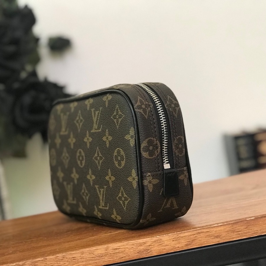 M47507, TOILETRY BAG PM, LOUIS VUITTON LV HANDBAG