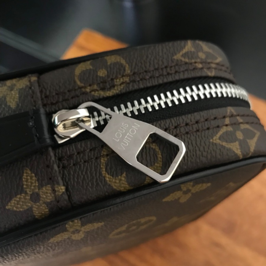 M47507, TOILETRY BAG PM, LOUIS VUITTON LV HANDBAG