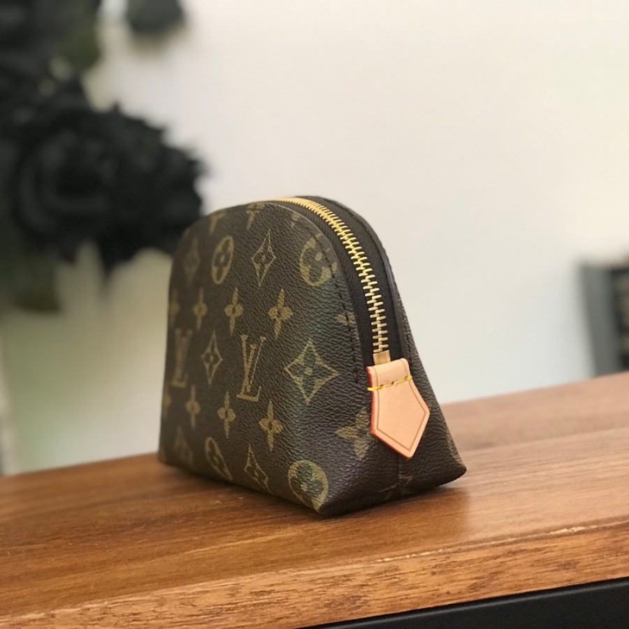 M47515,  COSMETIC POUCH, LOUIS VUITTON LV