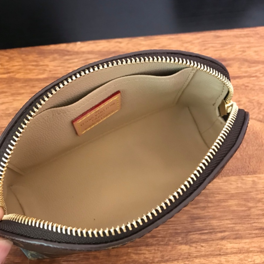 M47515,  COSMETIC POUCH, LOUIS VUITTON LV