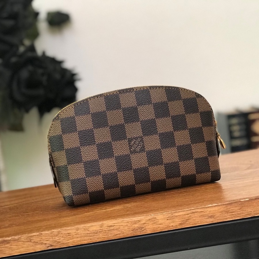 N47516, LOUIS VUITTON LV, COSMETIC POUCH