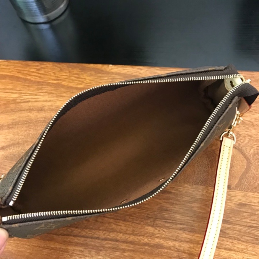  M95567, COSMETIC POUCH, LOUIS VUITTON LV