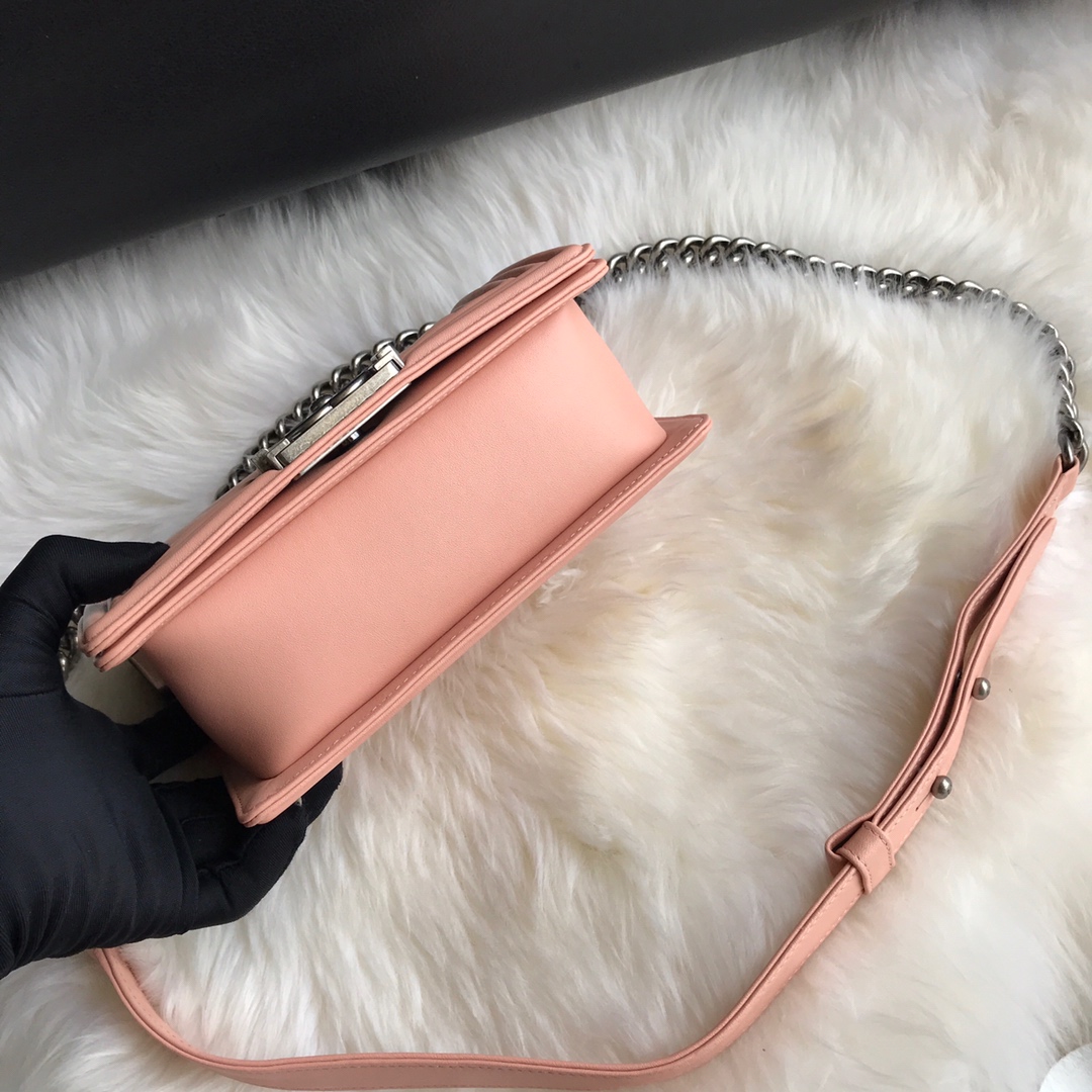 A67085, Small BOY CHANEL Handbag, Calfskin & Ruthenium-Finish Metal