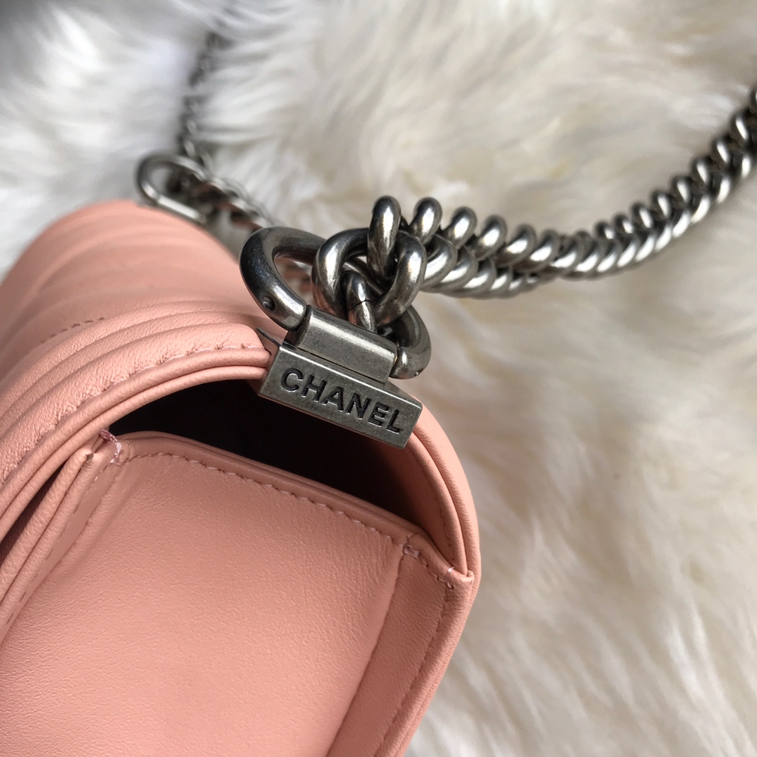 A67085, Small BOY CHANEL Handbag, Calfskin & Ruthenium-Finish Metal