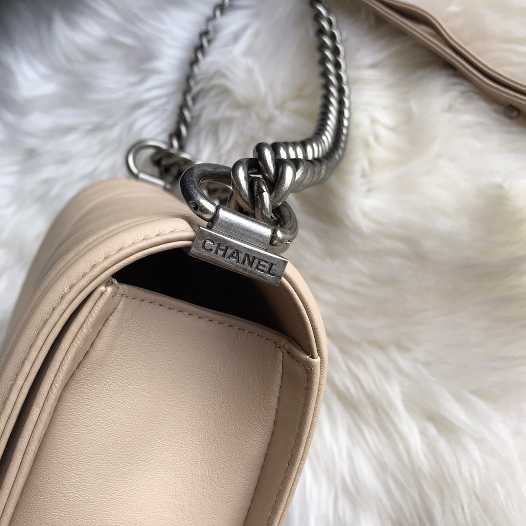 A67085, Small BOY CHANEL Handbag, Calfskin & Ruthenium-Finish Metal