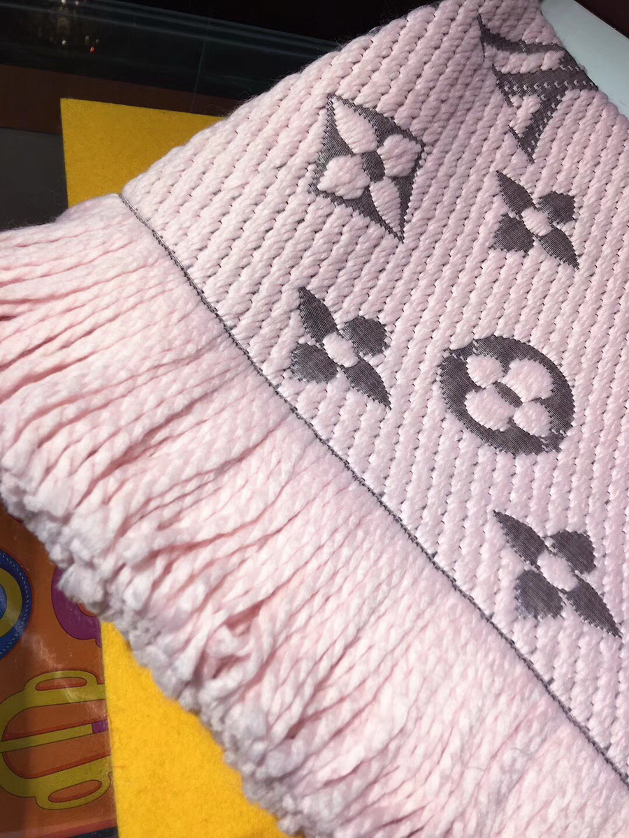 LOGOMANIA SCARF, LOUIS VUITTON LV SCARF, 68.9 x 11.8 inches, 94% wool, 6% silk