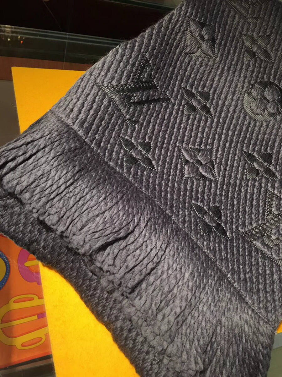 LOGOMANIA SCARF, LOUIS VUITTON LV SCARF, 68.9 x 11.8 inches, 94% wool, 6% silk
