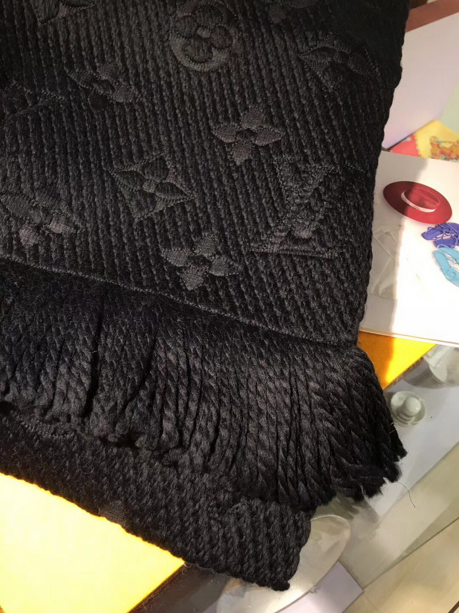 LOGOMANIA SCARF, LOUIS VUITTON LV SCARF, 68.9 x 11.8 inches, 94% wool, 6% silk