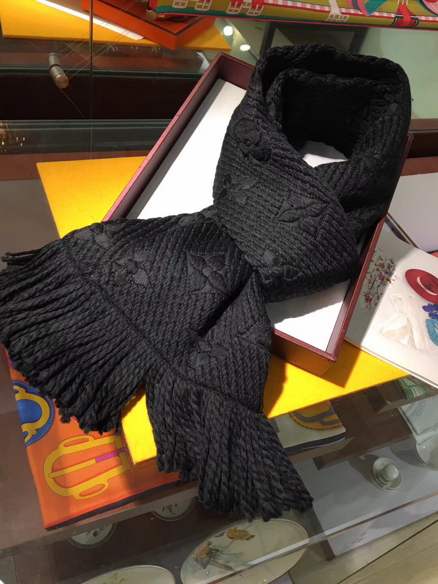 LOGOMANIA SCARF, LOUIS VUITTON LV SCARF, 68.9 x 11.8 inches, 94% wool, 6% silk