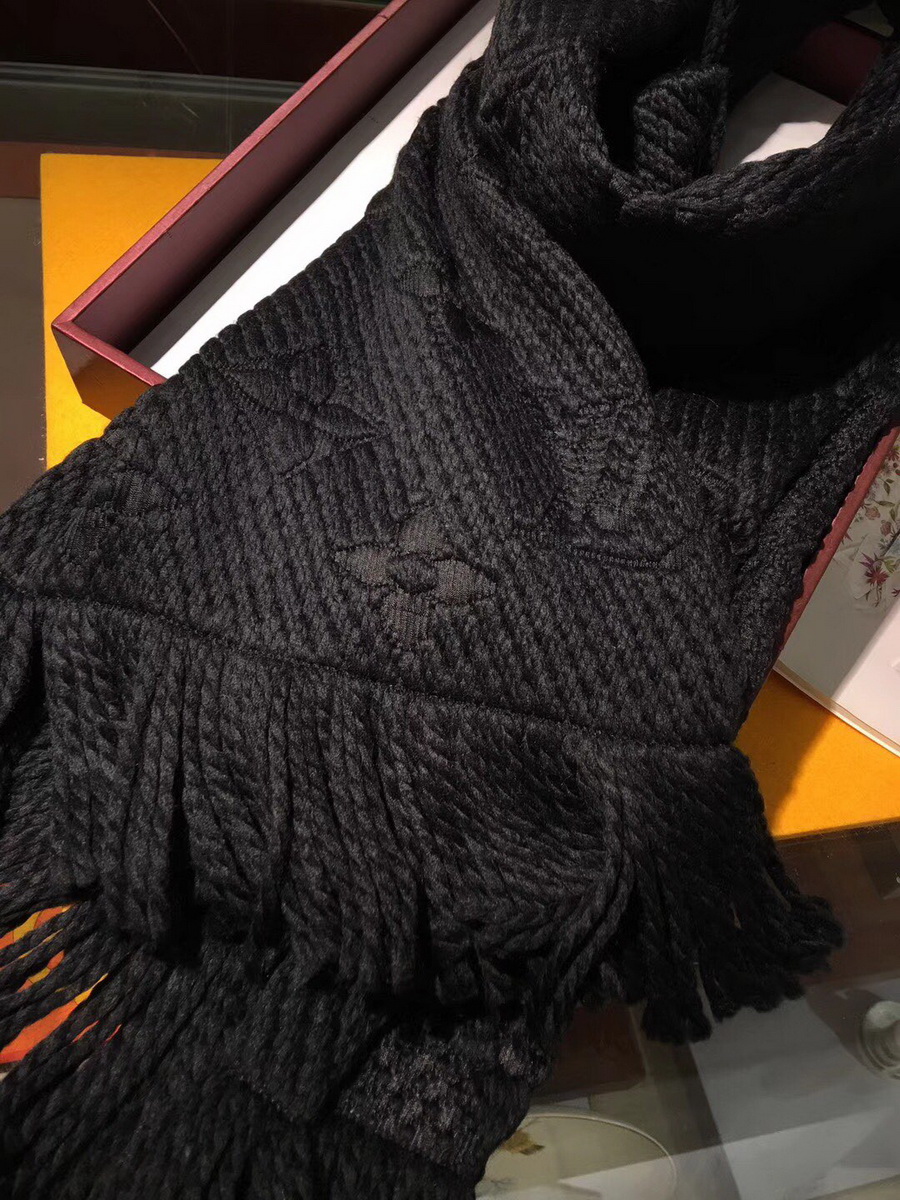 LOGOMANIA SCARF, LOUIS VUITTON LV SCARF, 68.9 x 11.8 inches, 94% wool, 6% silk