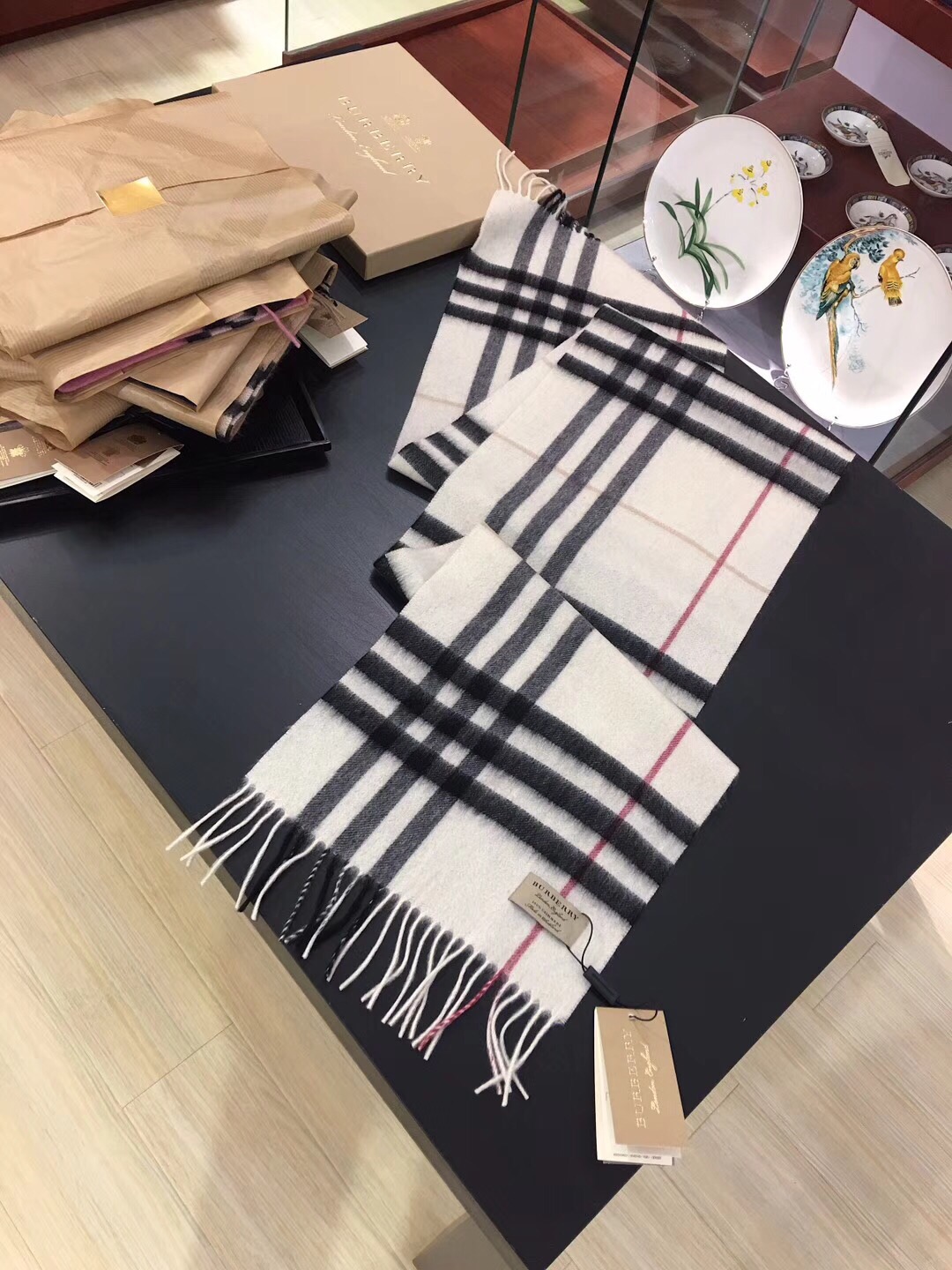 The Classic Check Cashmere Scarf, Burberry Scarves