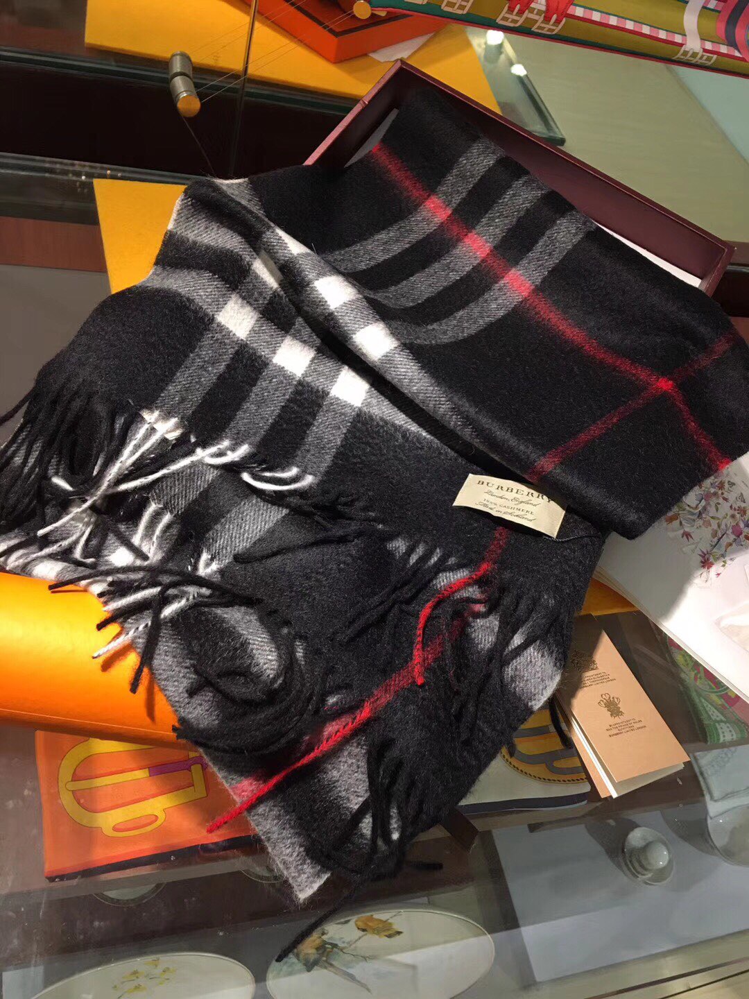 The Classic Check Cashmere Scarf, Burberry Scarves