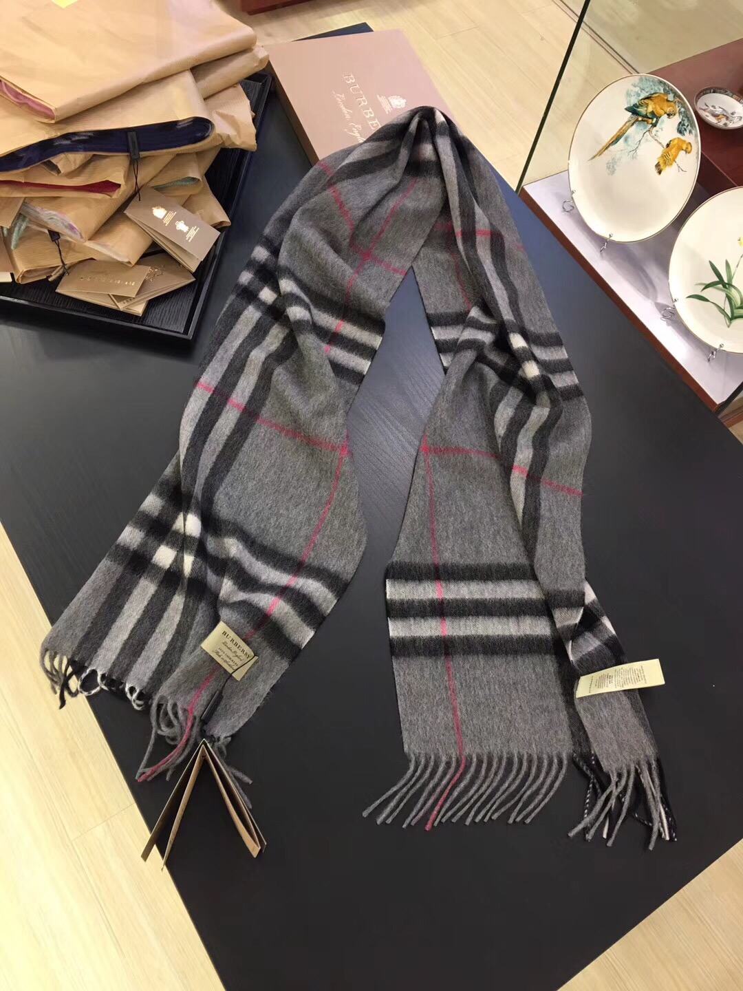 The Classic Check Cashmere Scarf, Burberry Scarves