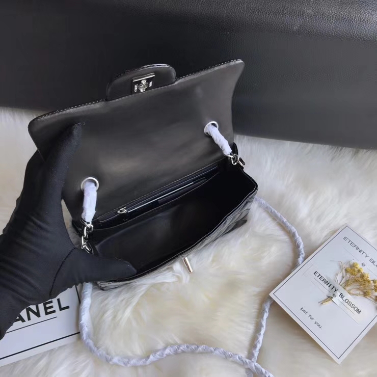A01116, New Mini Classic Handbag, Chanel handbag, Calfskin, 20CM / 8 INCHES
