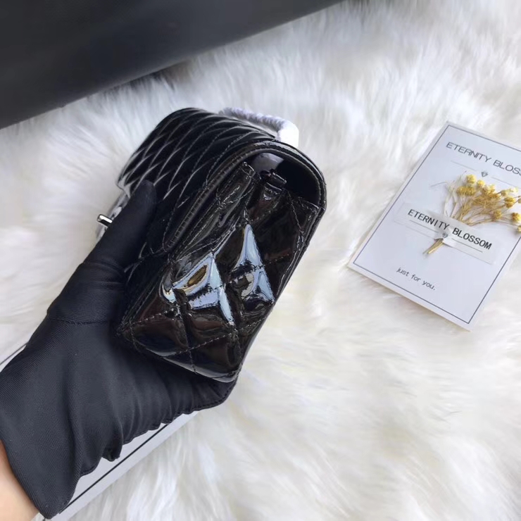 A01116, New Mini Classic Handbag, Chanel handbag, Calfskin, 20CM / 8 INCHES