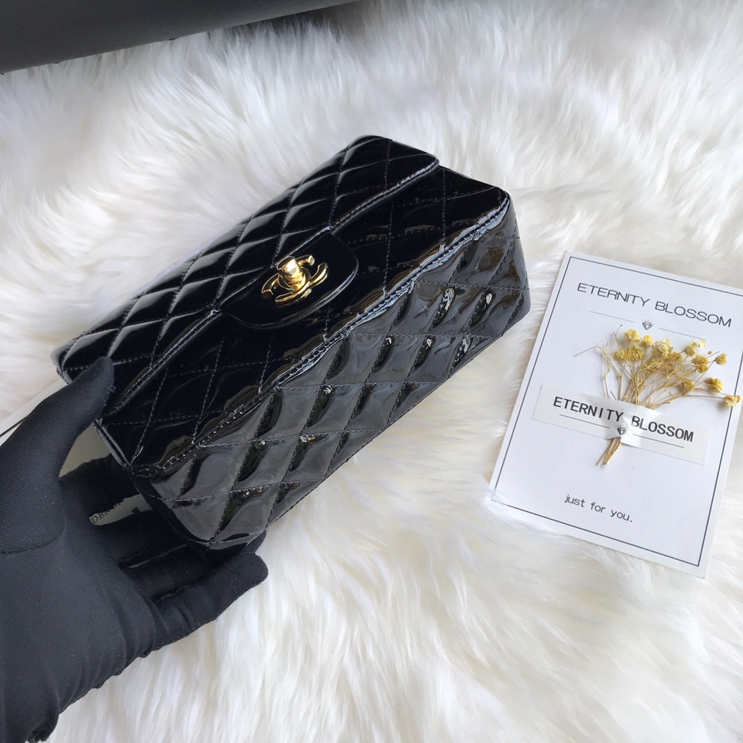 A01116, New Mini Classic Handbag, Chanel handbag, Calfskin, 20CM / 8 INCHES