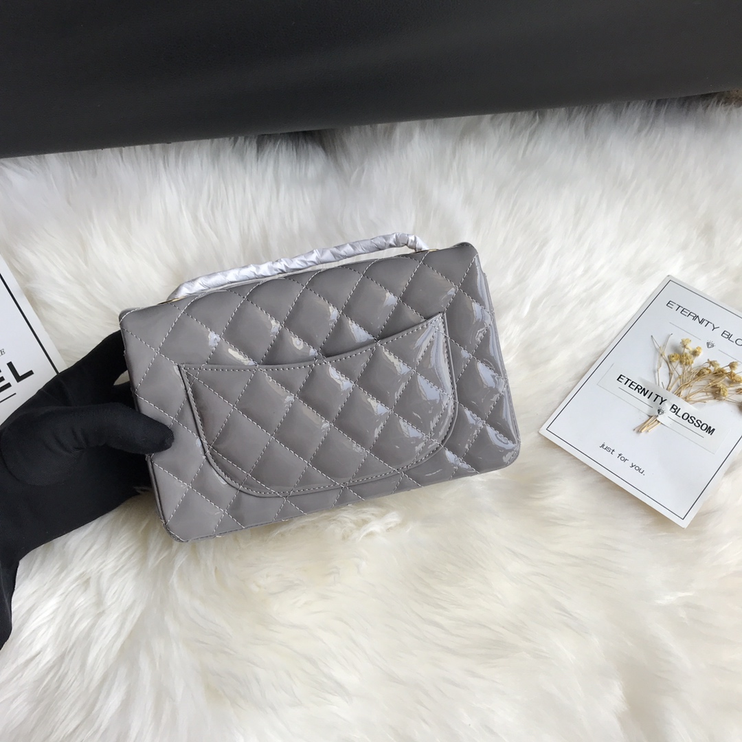 A01116, New Mini Classic Handbag, Chanel handbag, Calfskin, 20CM / 8 INCHES