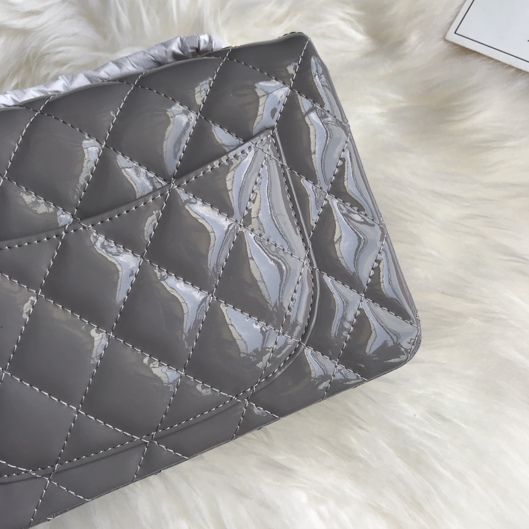 A01116, New Mini Classic Handbag, Chanel handbag, Calfskin, 20CM / 8 INCHES