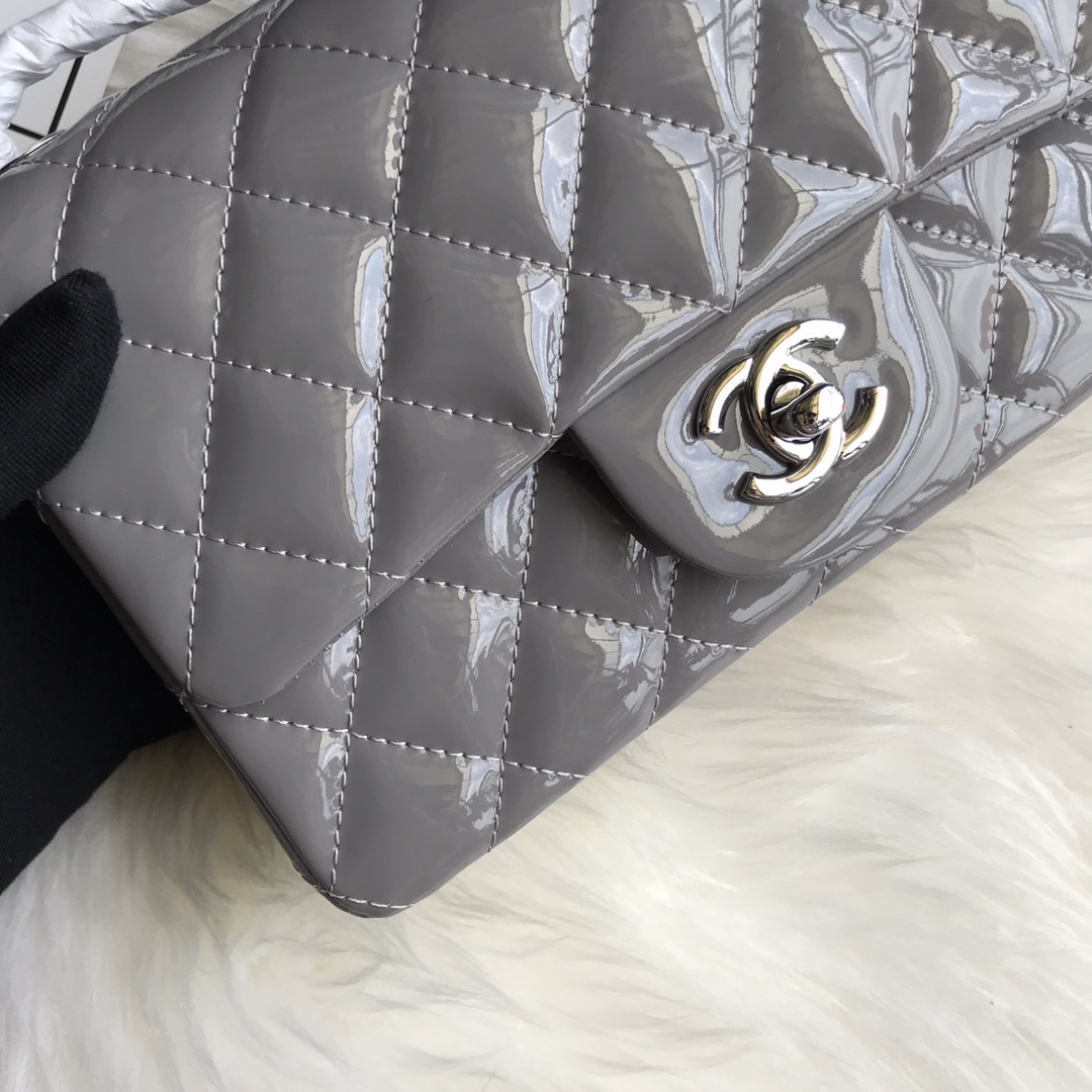 A01116, New Mini Classic Handbag, Chanel handbag, Calfskin, 20CM / 8 INCHES
