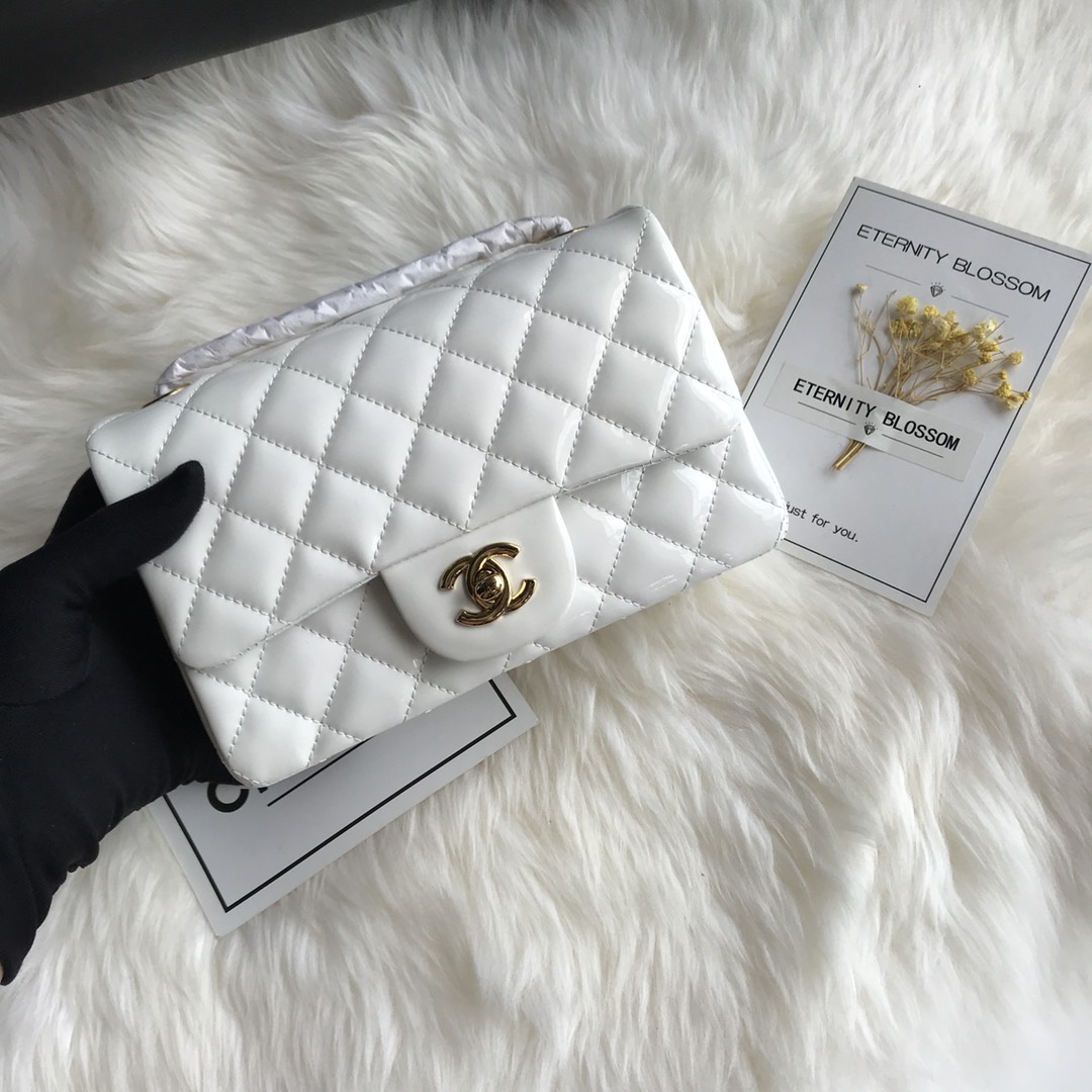 A01116, New Mini Classic Handbag, Chanel handbag, Calfskin, 20CM / 8 INCHES
