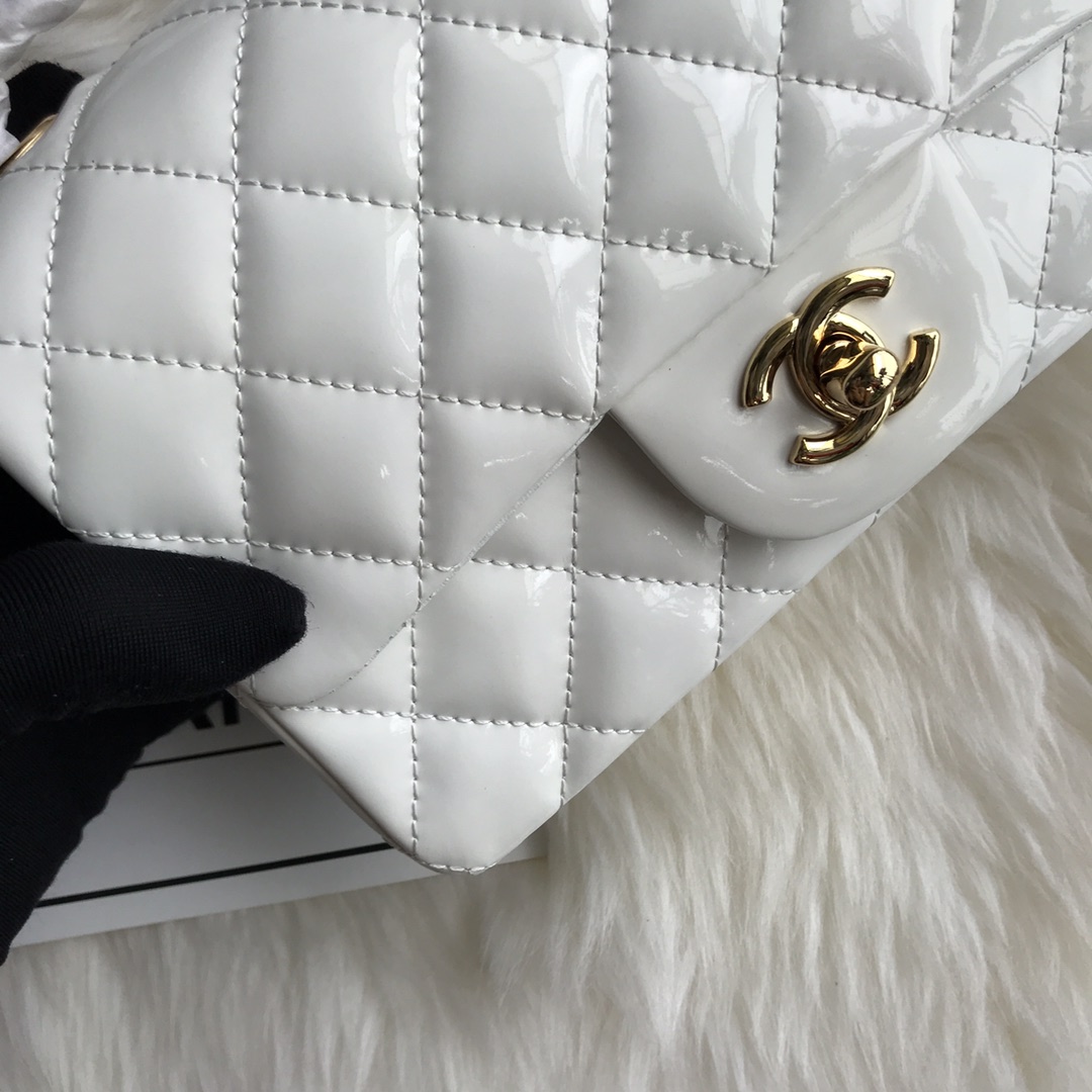 A01116, New Mini Classic Handbag, Chanel handbag, Calfskin, 20CM / 8 INCHES