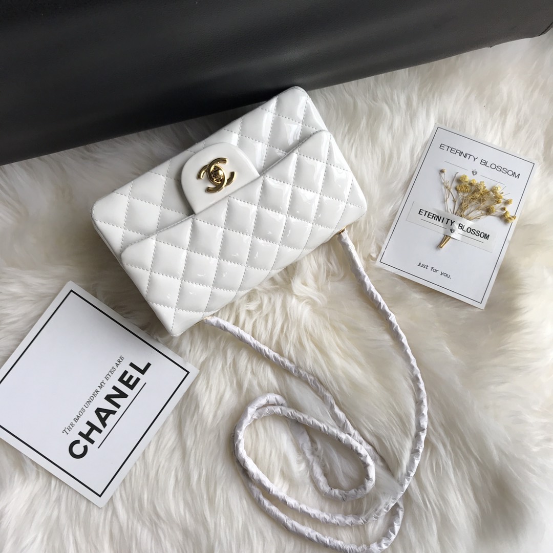 A01116, New Mini Classic Handbag, Chanel handbag, Calfskin, 20CM / 8 INCHES