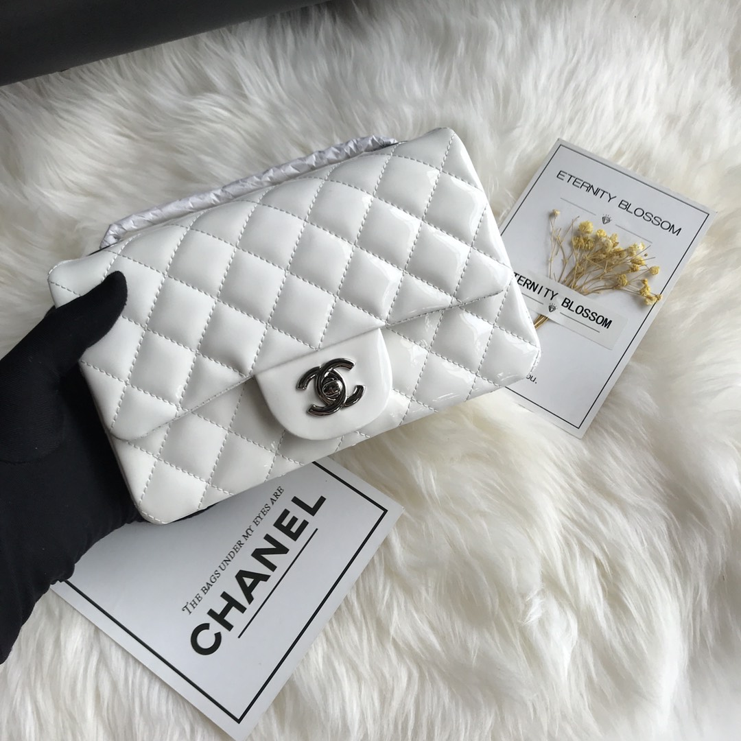 A01116, New Mini Classic Handbag, Chanel handbag, Calfskin, 20CM / 8 INCHES