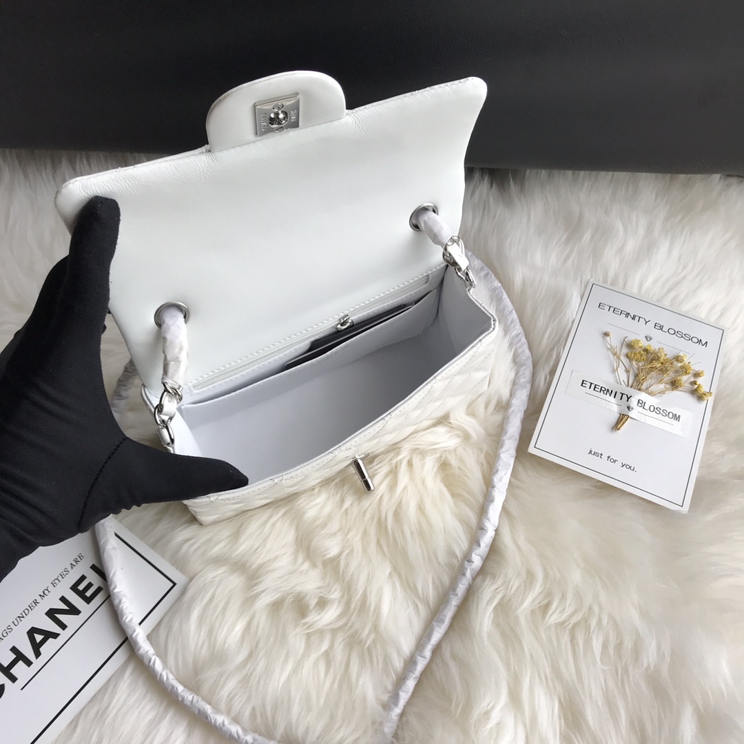 A01116, New Mini Classic Handbag, Chanel handbag, Calfskin, 20CM / 8 INCHES