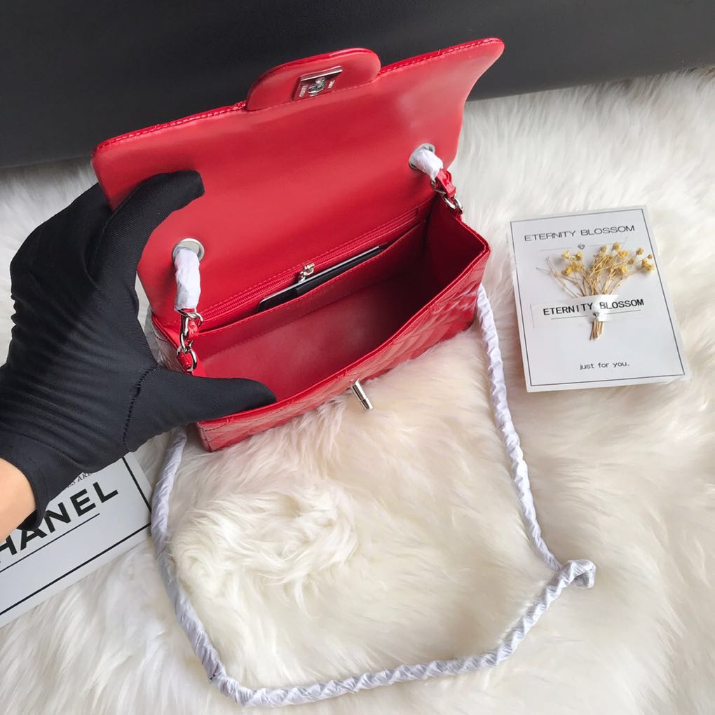 A01116, New Mini Classic Handbag, Chanel handbag, Calfskin, 20CM / 8 INCHES