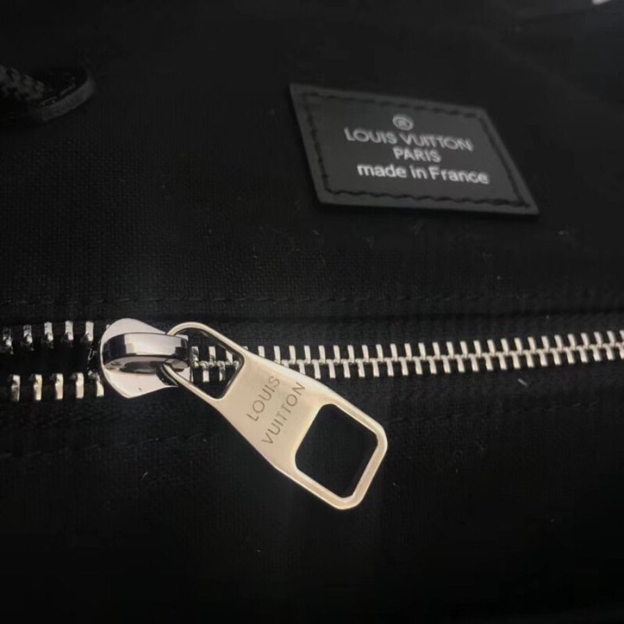 N41379, CHRISTOPHER PM, LOUIS VUITTON LV