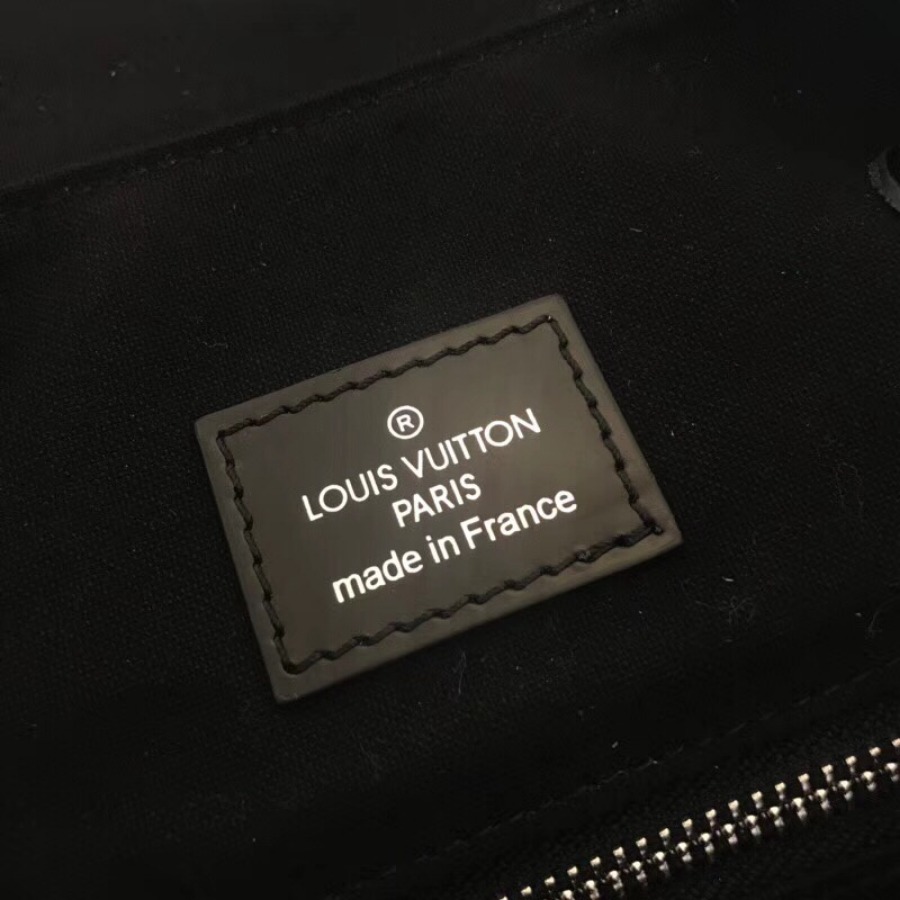 N41379, CHRISTOPHER PM, LOUIS VUITTON LV